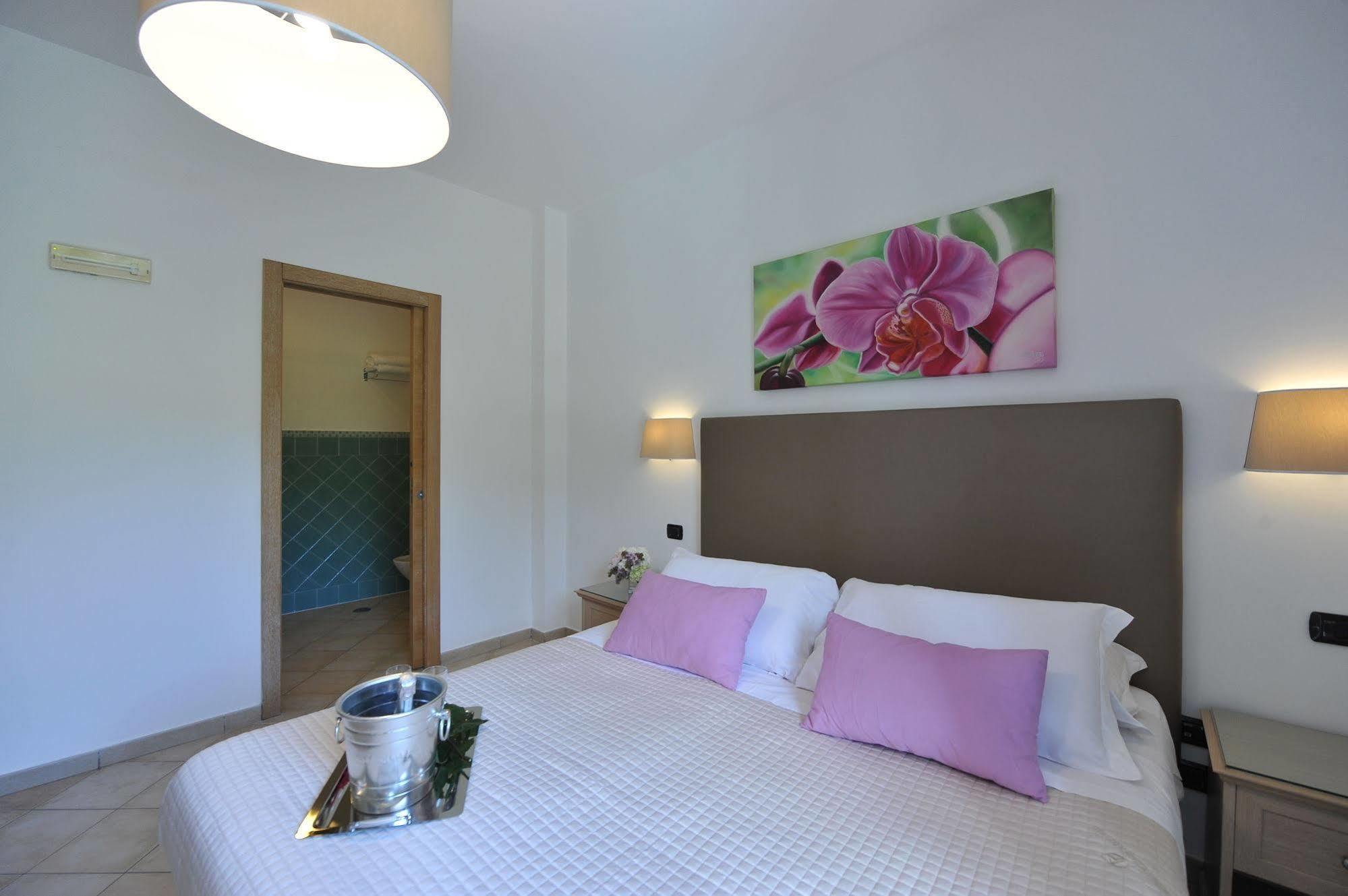 Relais Francesca Bed and Breakfast Piano di Sorrento Exteriör bild