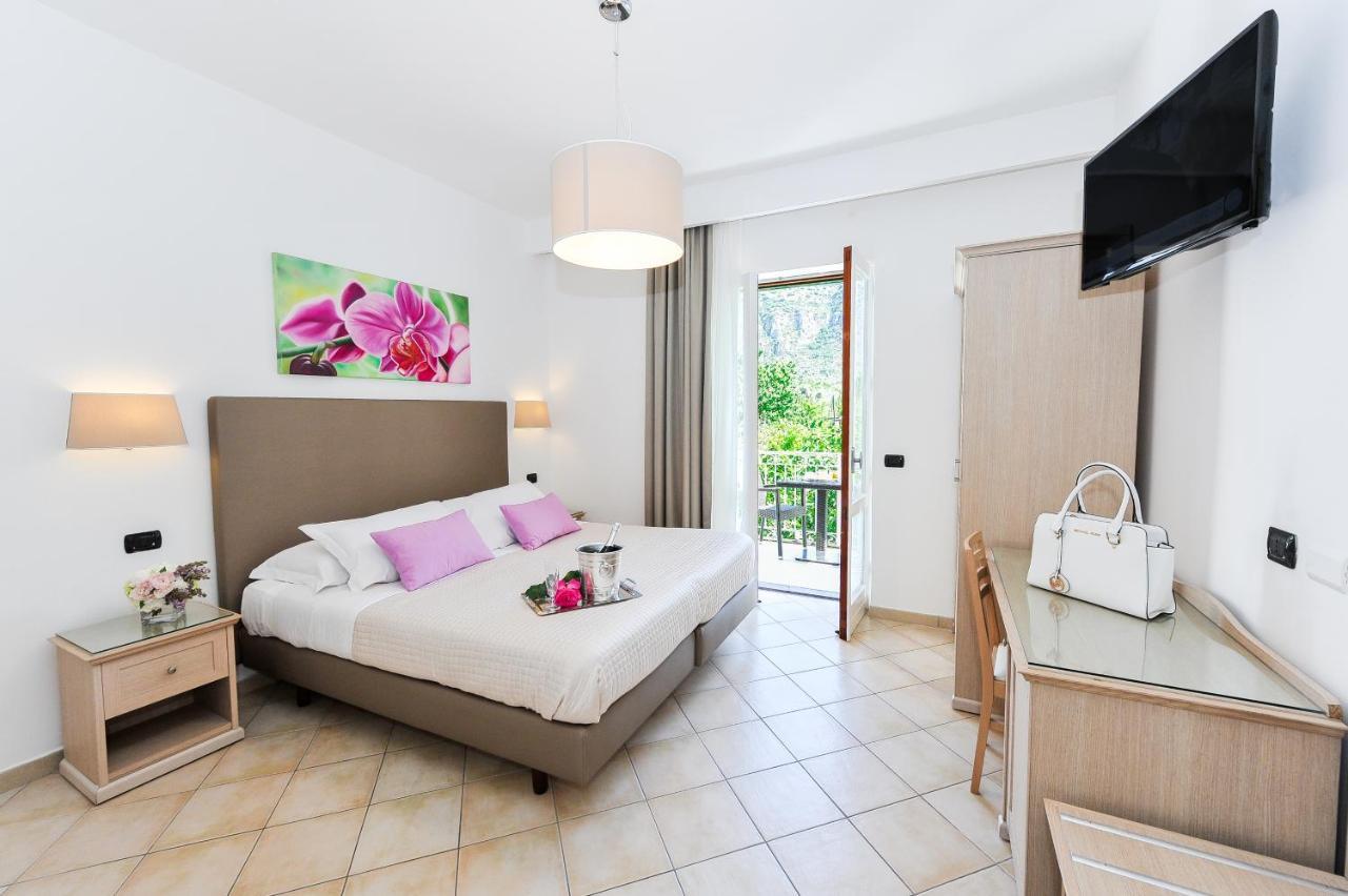 Relais Francesca Bed and Breakfast Piano di Sorrento Exteriör bild